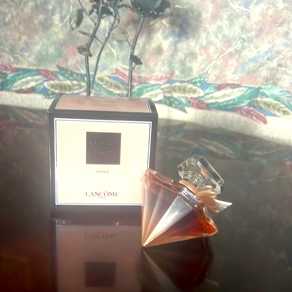 1 oz La Nuit Tresor Nude Lancôme perfume
